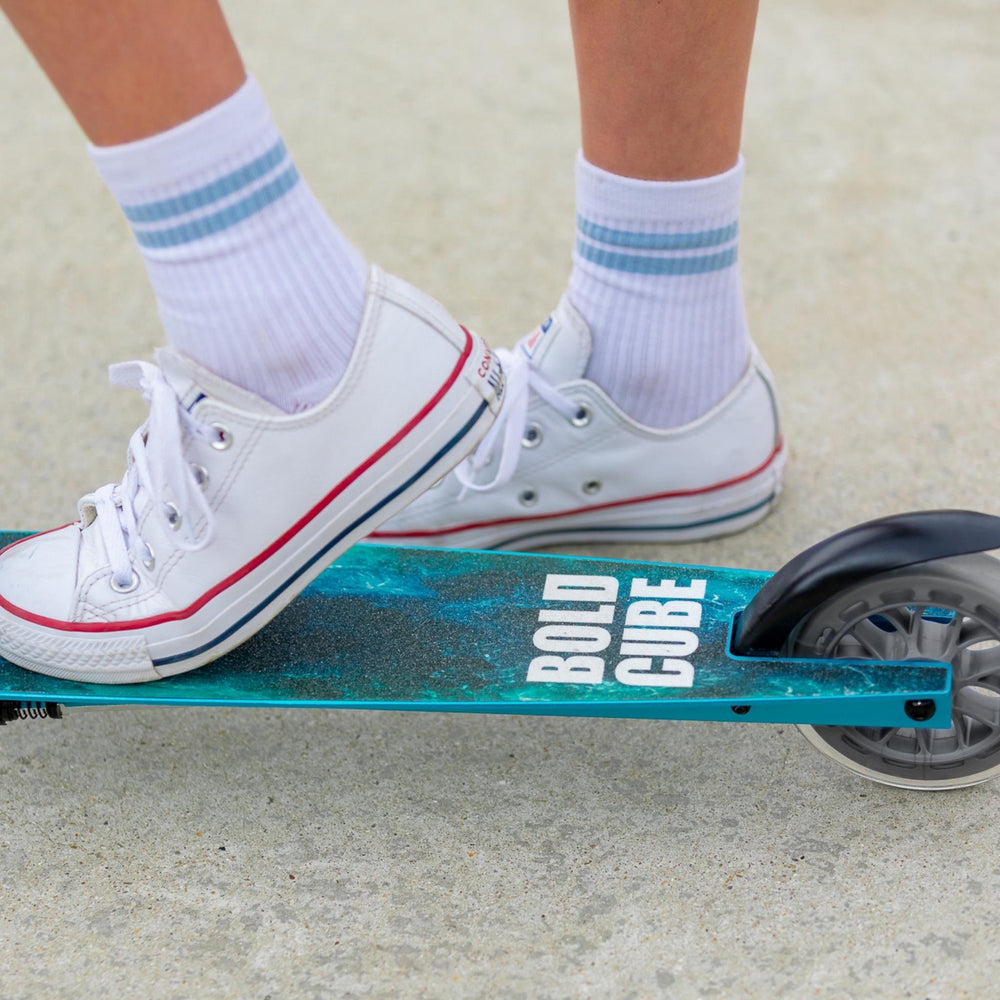 Deluxe 2 Wheel Scooter - Turquoise