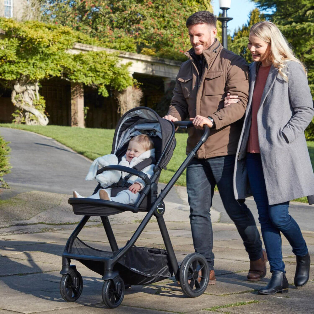 Babymore MeMore V2 Pram Pushchair Bundle