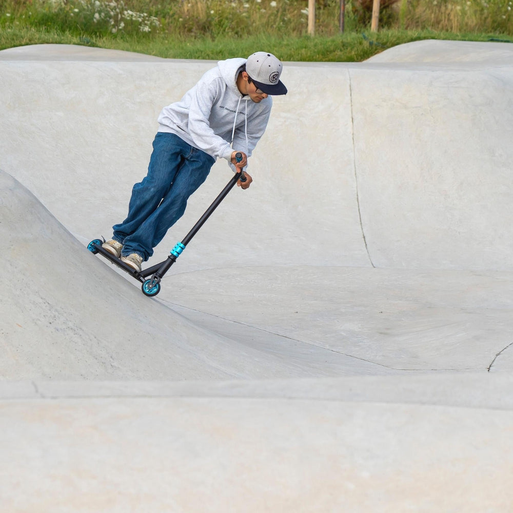 Deluxe Stunt Scooter - Navy