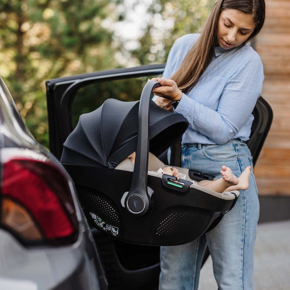 Venicci Upline 2: 3-in-1 Travel System (with Tiago Car Seat + 360° Base)