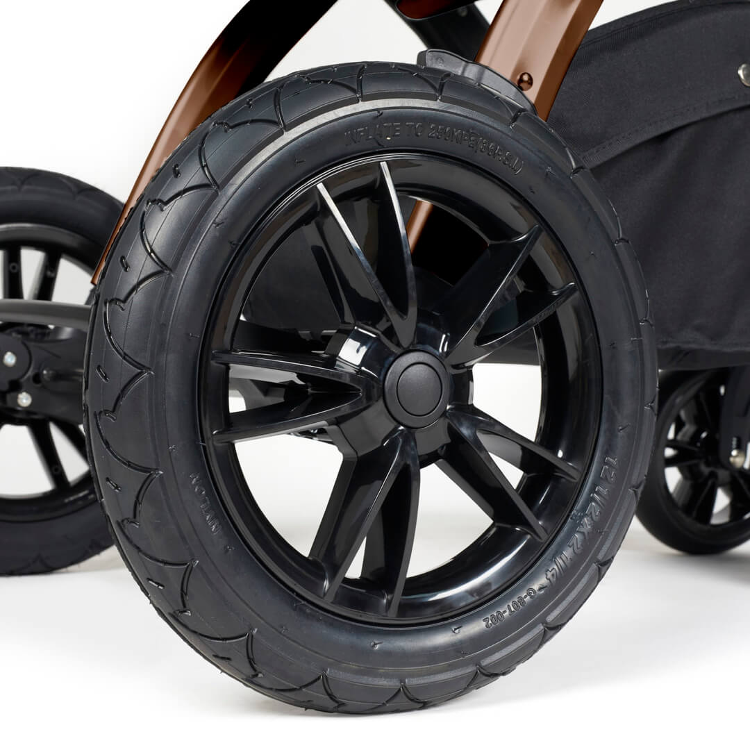Ickle Bubba Stomp Luxe 9-Piece Pram