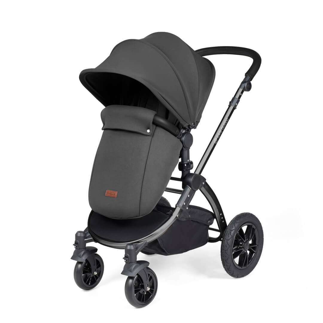 Ickle Bubba Stomp Luxe 9-Piece Pram