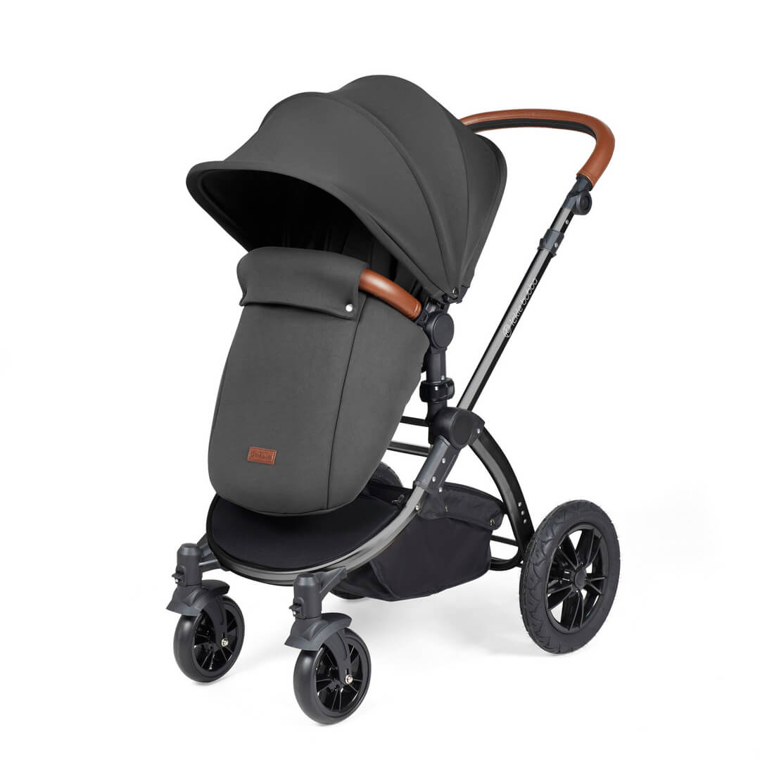 Ickle Bubba Stomp Luxe 9-Piece Pram