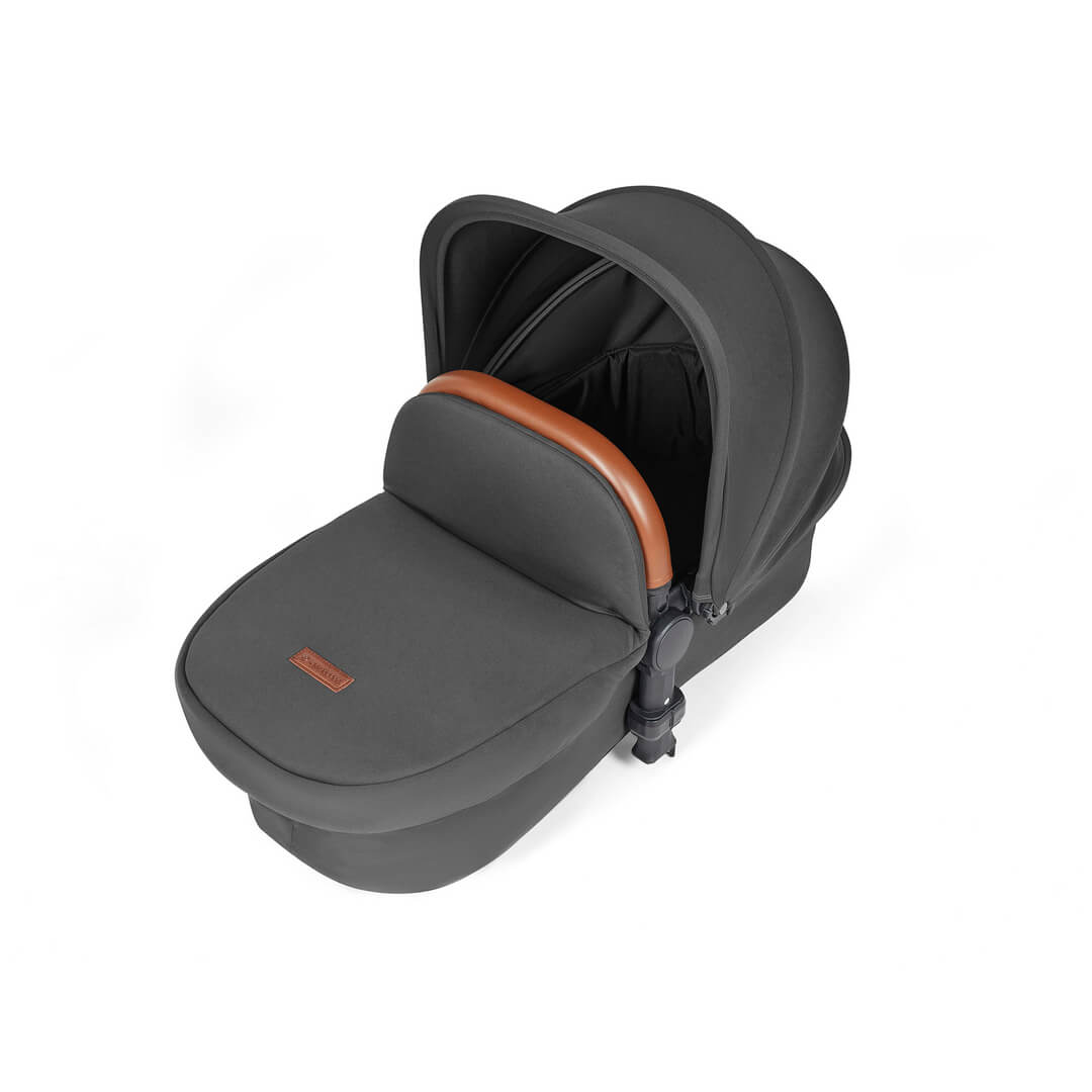 Ickle Bubba Stomp Luxe 9-Piece Pram