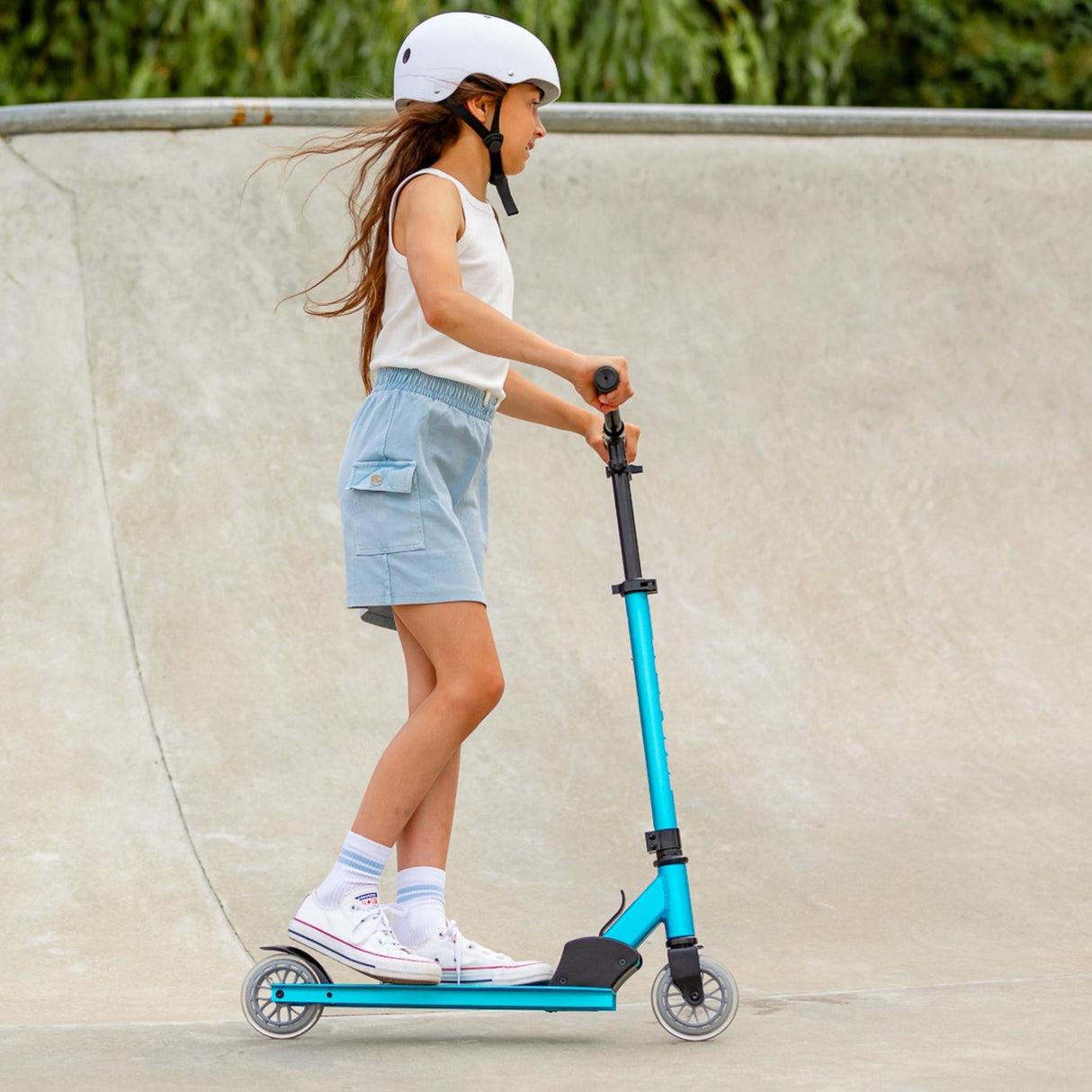 Deluxe 2 Wheel Scooter - Black