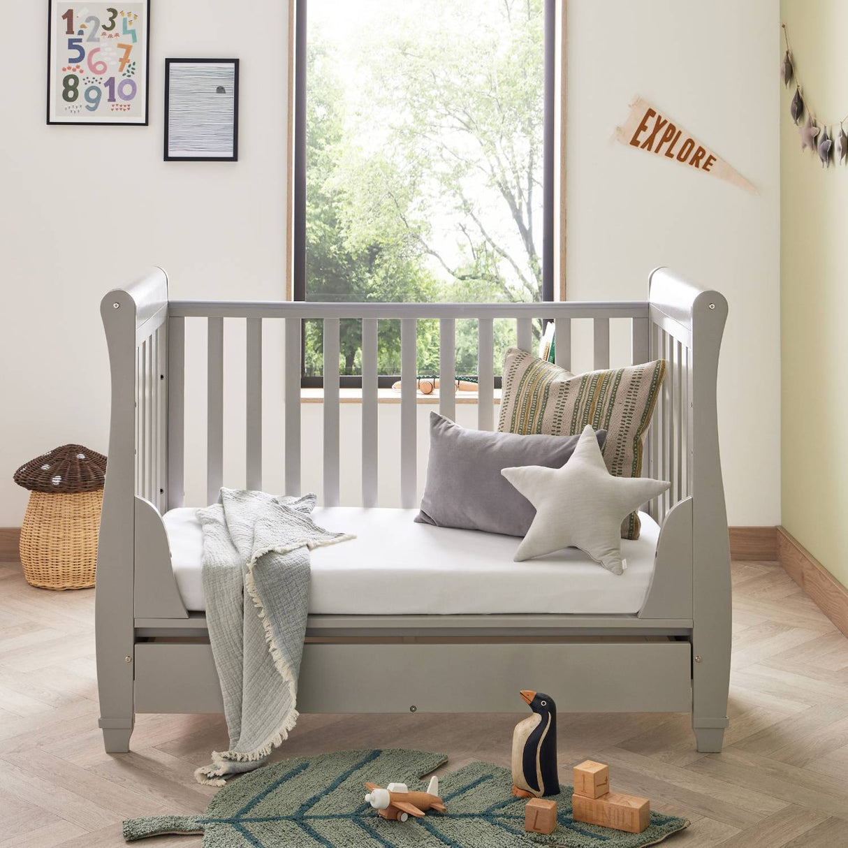 Babymore 2-in-1 Eva Sleigh Drop Side Cot Bed With Drawer Storage (0-4yrs)