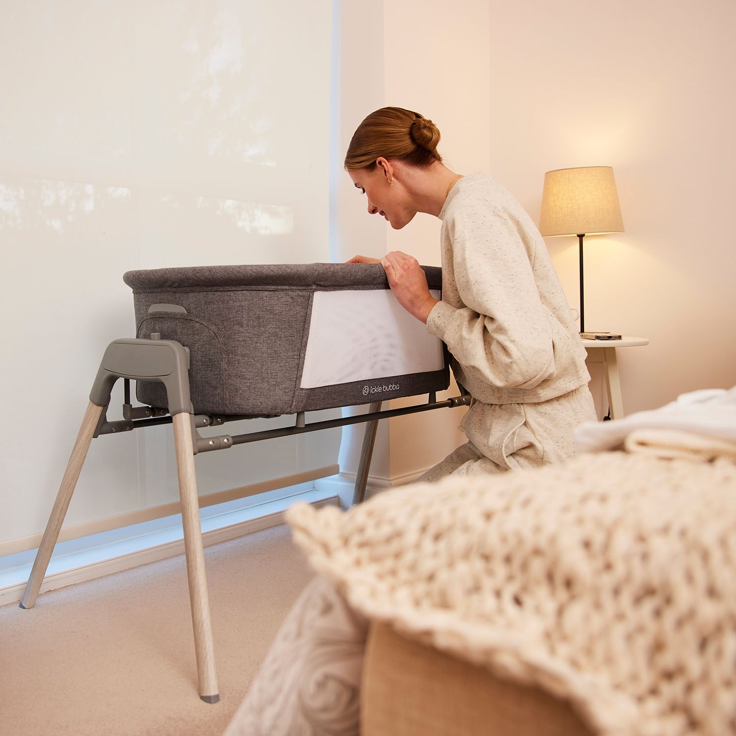 Ickle Bubba 2-in-1 Drift Gliding Crib