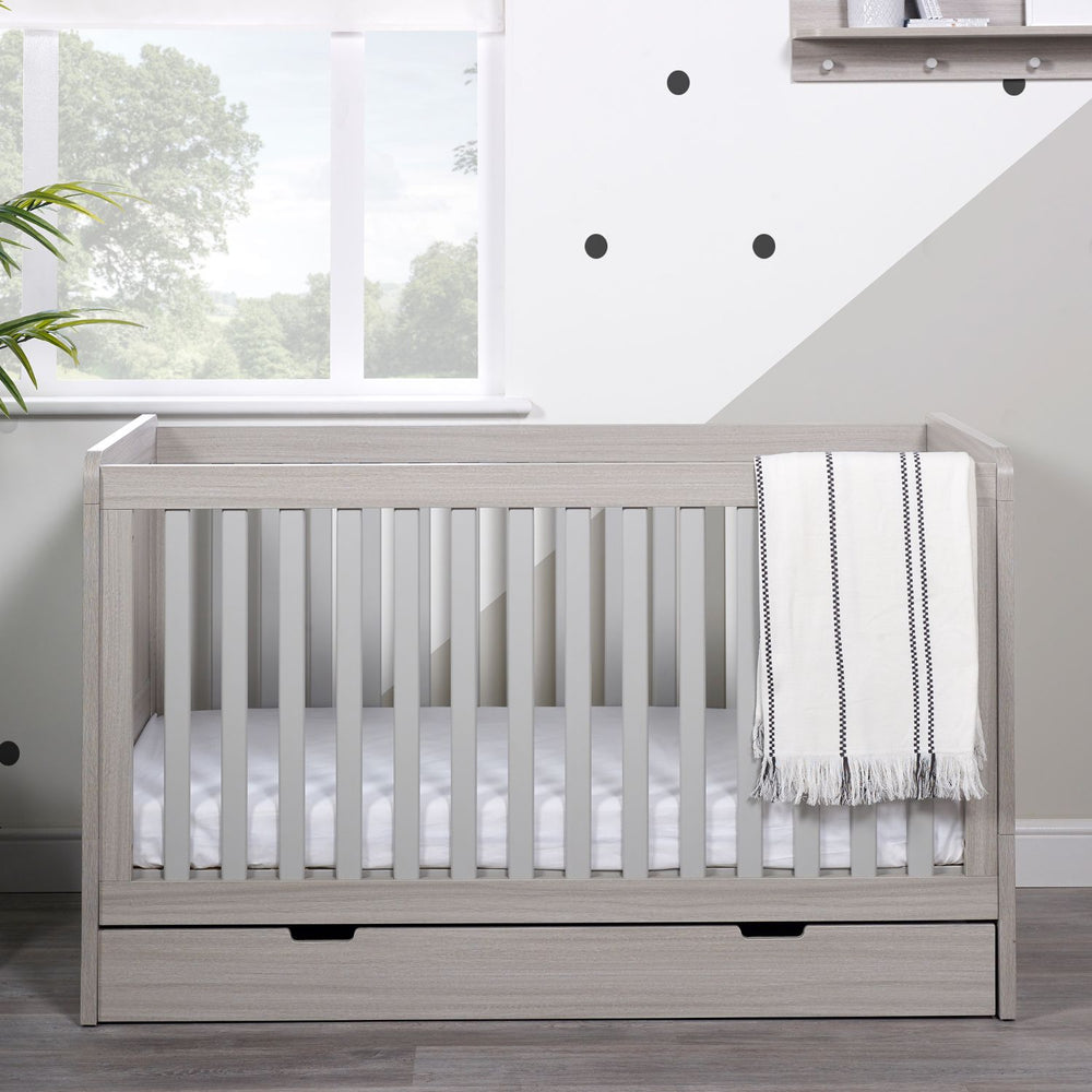 Ickle Bubba Pembrey 2-in-1 Cot Bed with Under Drawer (0-4yrs)