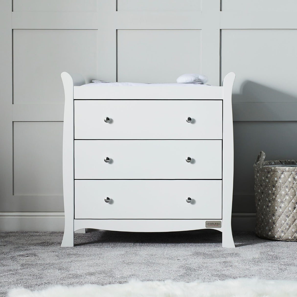 Ickle Bubba Snowdon Mini Sleigh 2-Piece Nursery Furniture Set