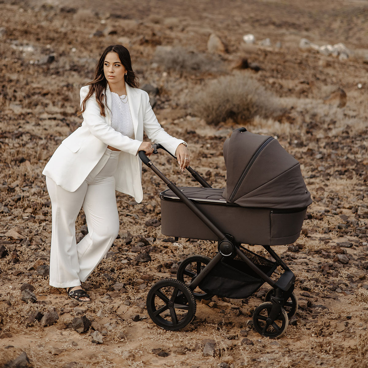 Venicci Upline Special Edition (SE) 3-in-1 Travel System with Car Seat and ISOFIX Base